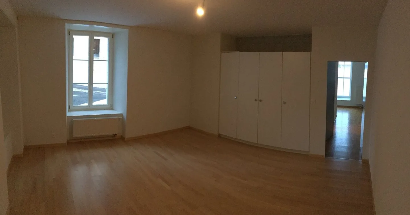 3.5 STANZE CON POSTO AUTO, CENTRO DEL VILLAGGIO - Foto 1 di 5