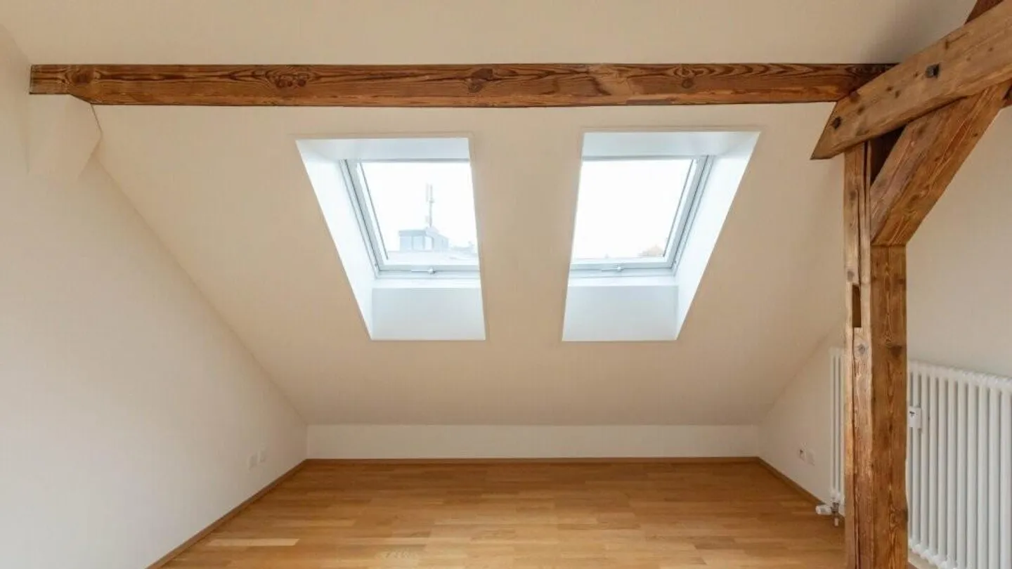 Stylish old apartment in the heart of District 6 - Photo 10 of 12