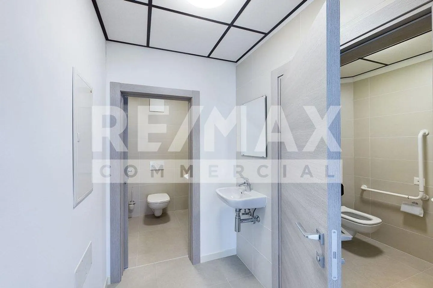 Bâtiment commercial tout neuf - Photo 11 sur 13