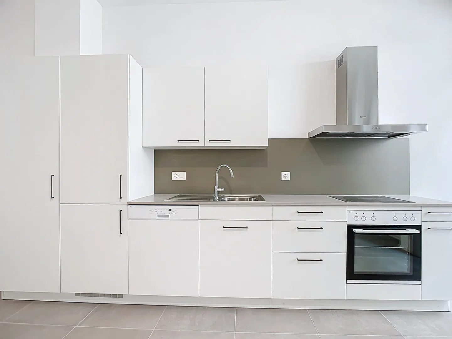 Studio con supporto - Foto 2 di 6