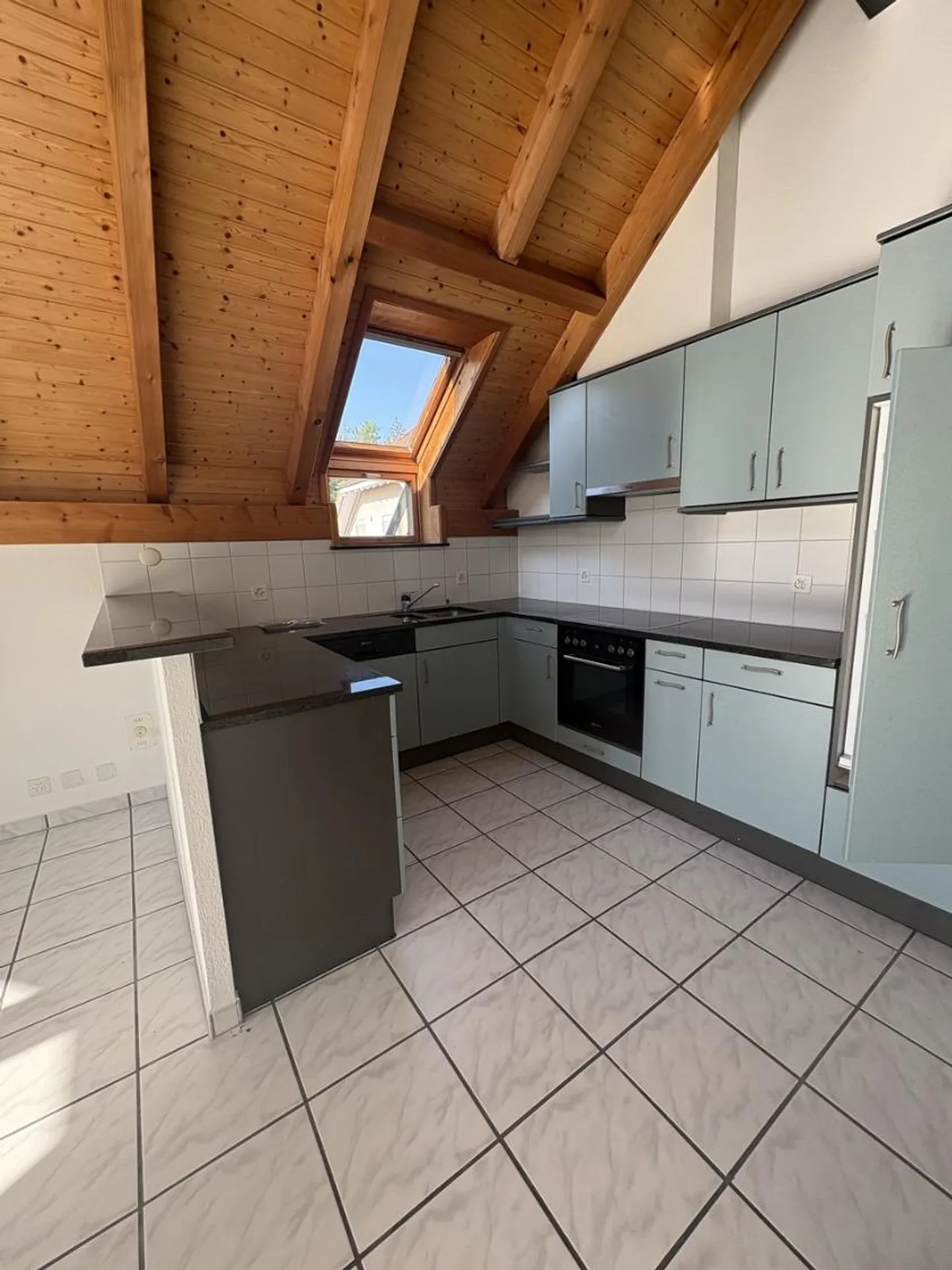 In affitto: Duplex moderno e accogliente con 4,5 stanze a Soyhières - Foto 4 di 13