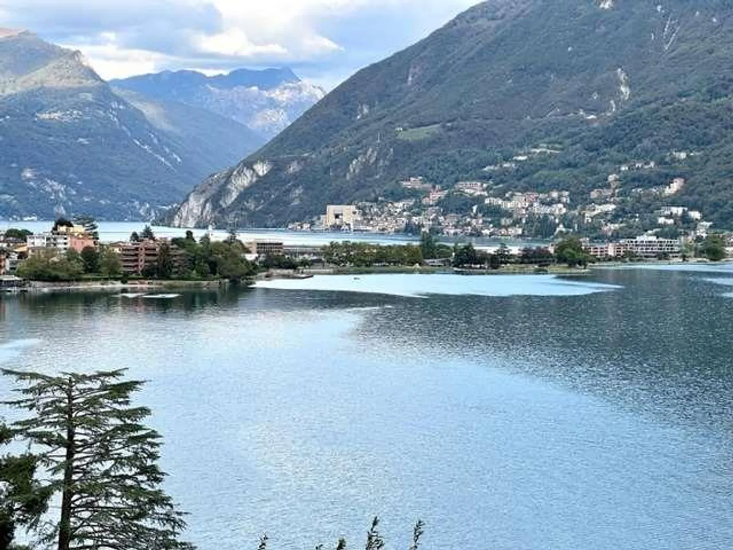 Attico di alto standard con vista lago a Melide - Foto 6 di 13
