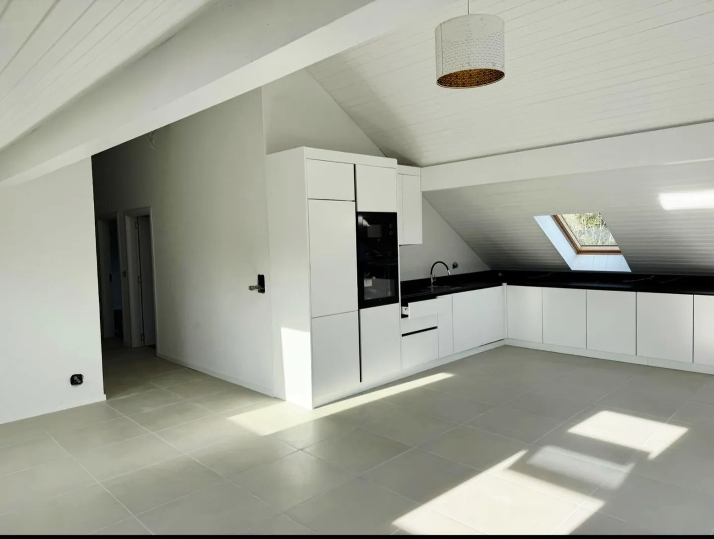 Proprietà ristrutturata da investire - Foto 1 di 9