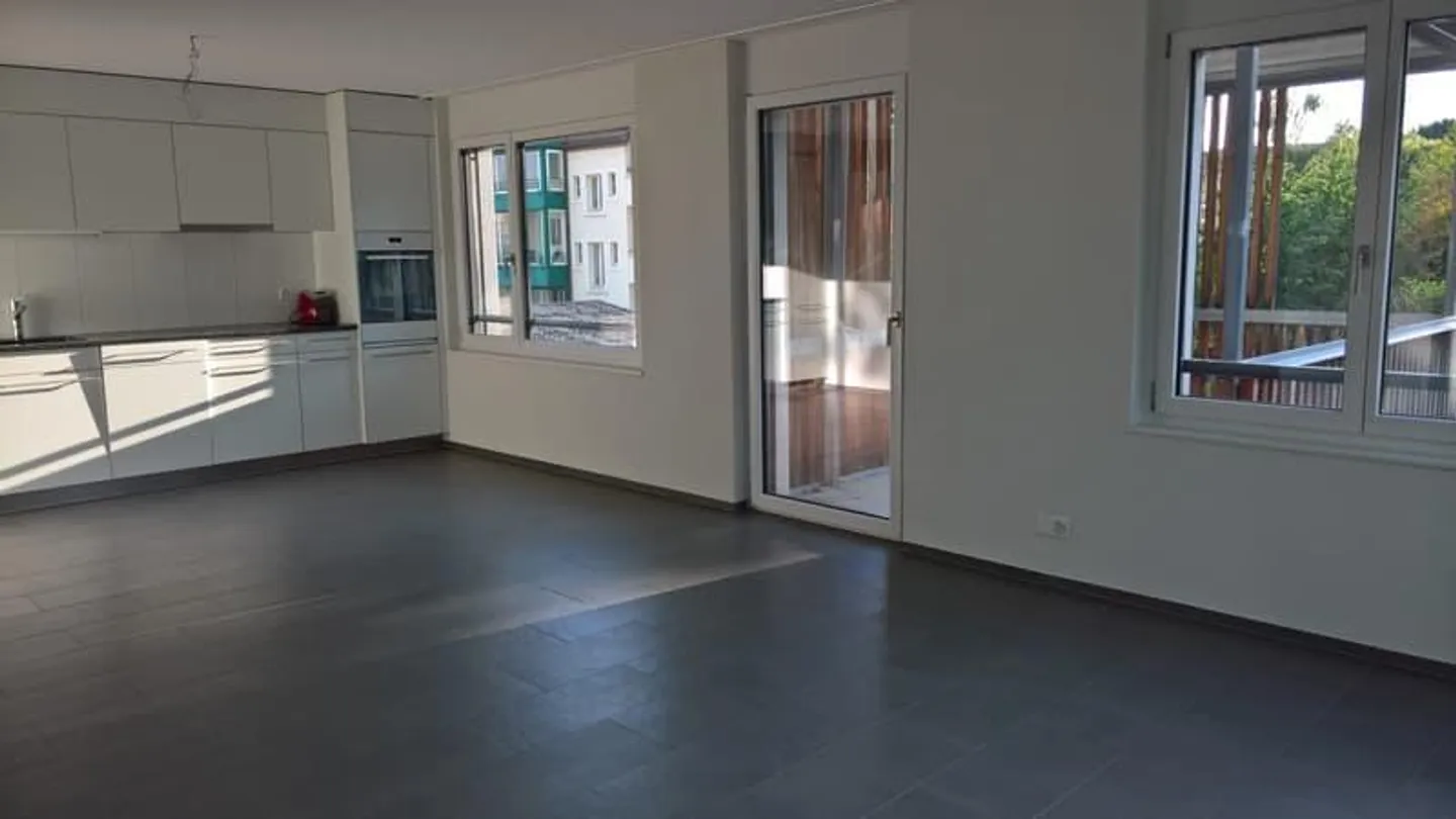 Moderne Wohnung beim Birsköpfli - Foto 4 von 8