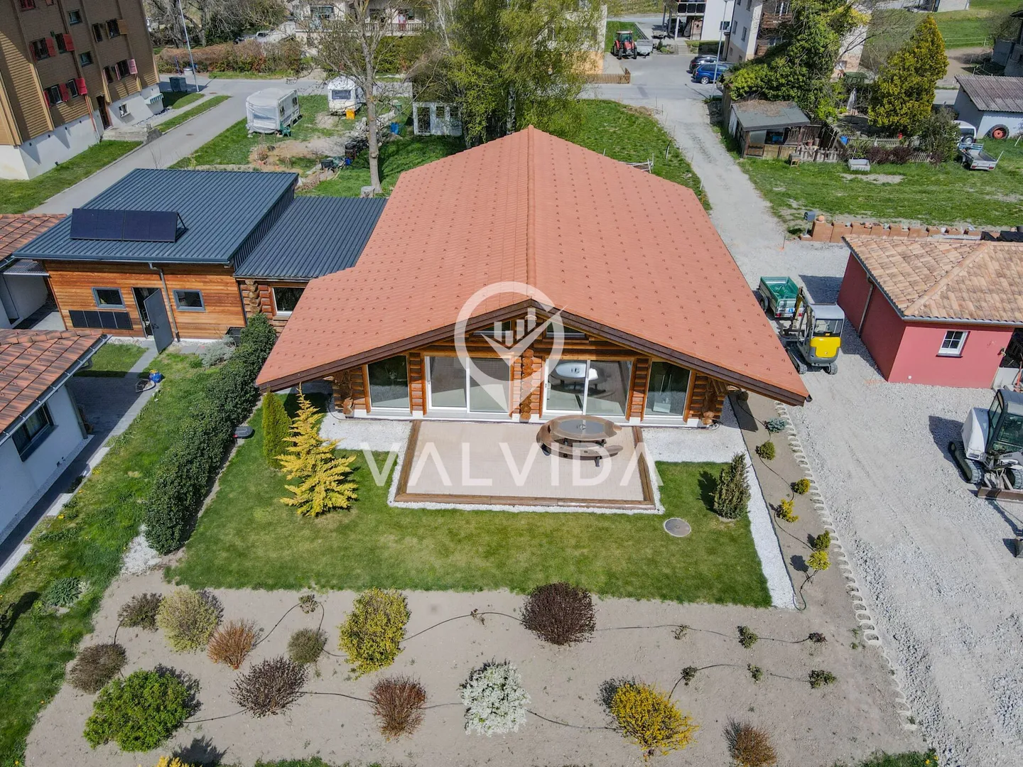 Exklusives Rundholzhaus - Modernes Wohnen im Naturstil - Foto 5 von 25