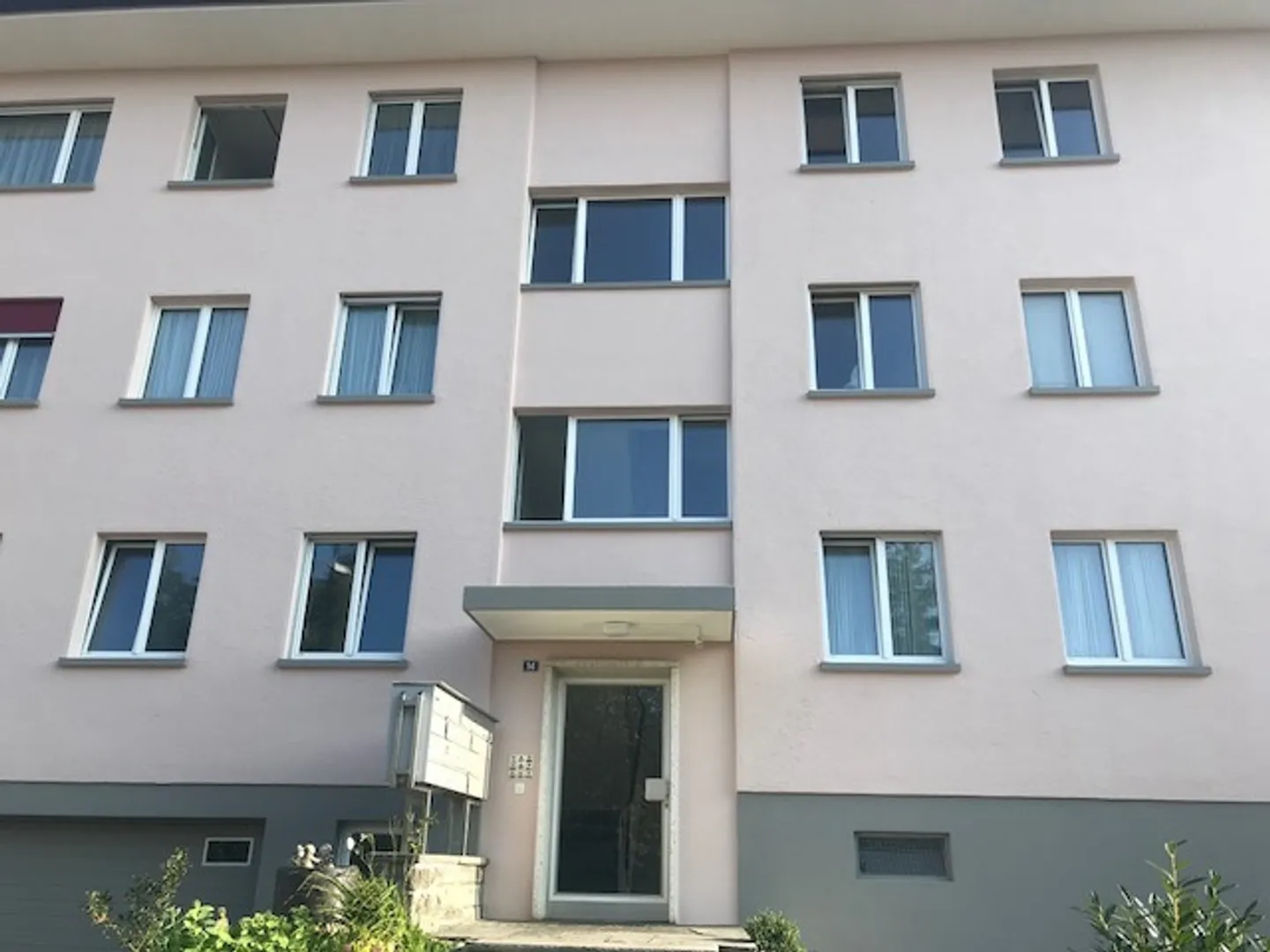 Renovierte Wohnung im Herzen von Wetzikon - Photo 1 sur 6