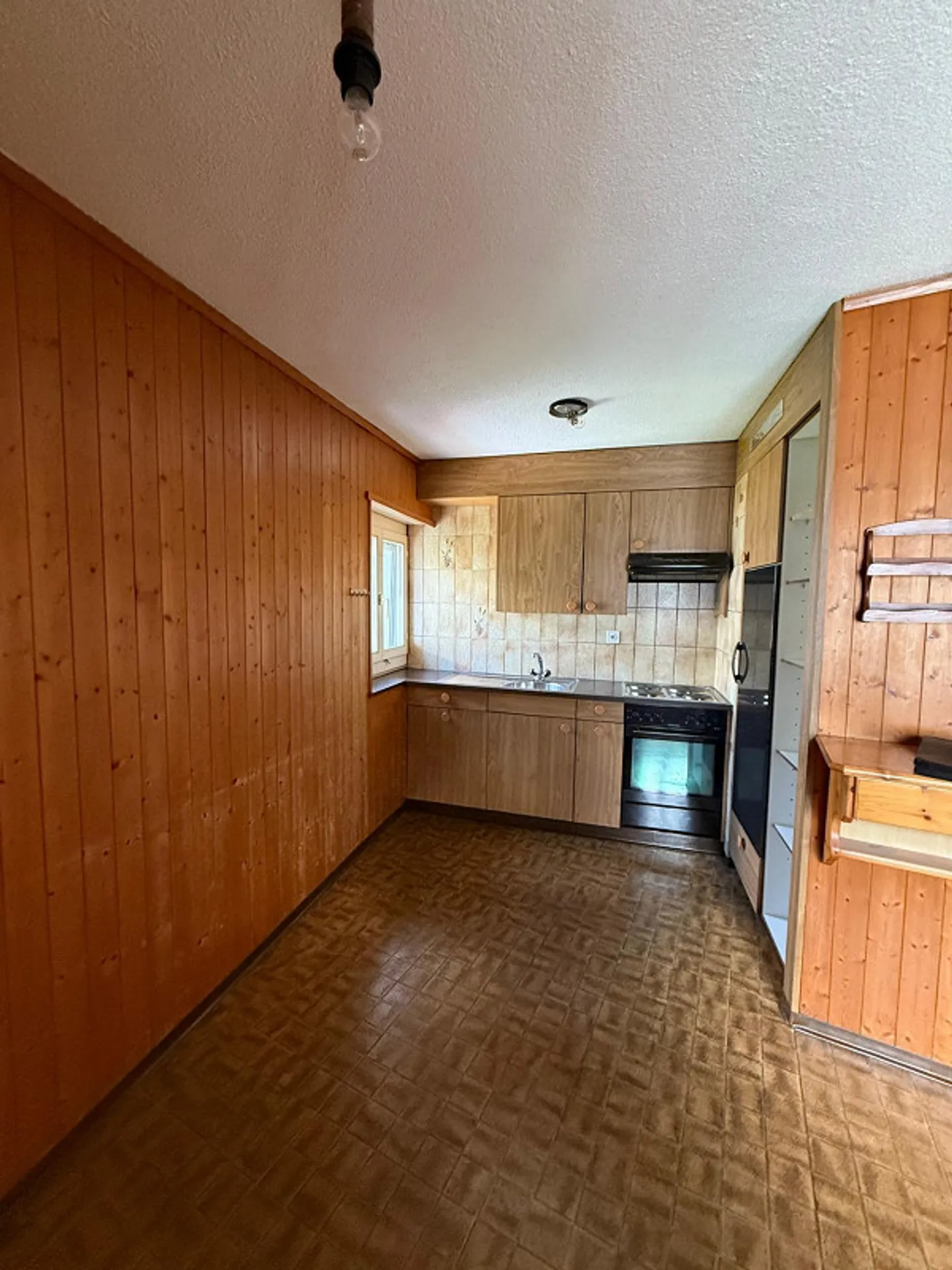 Vivre dans un emplacement central avec vue - Appartement de 2,5 pièces - Photo 5 sur 8