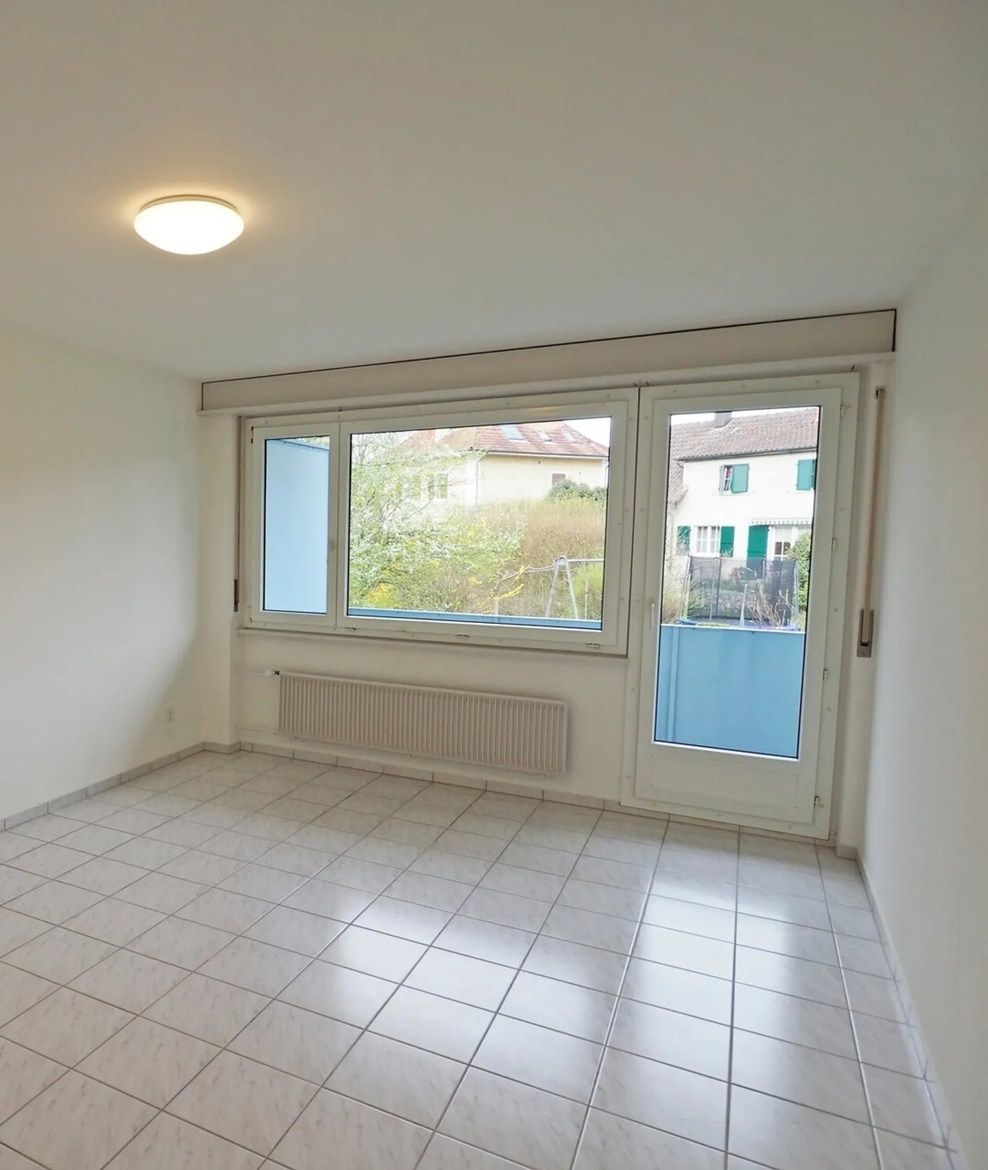 Charming 1-room apartment in Zuchwil - Photo 2 of 3