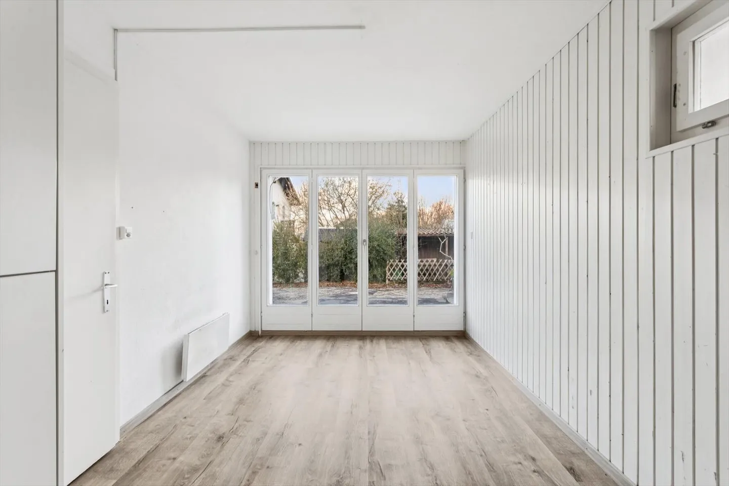 4.5 Room House - Photo 6 of 12