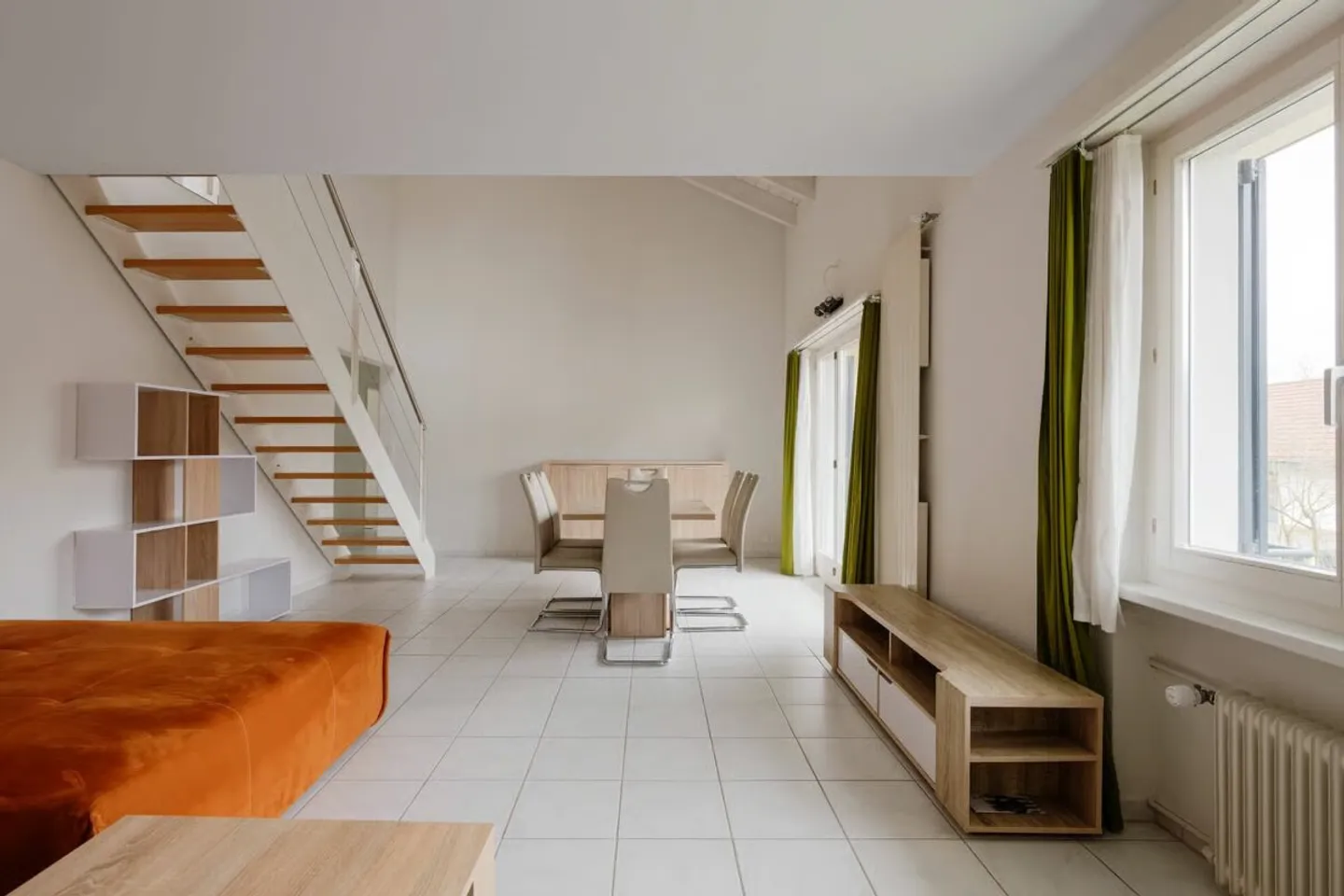 Charmant appartement en duplex à Aarau près de l'Aare et de la vieille ville - Photo 2 sur 12