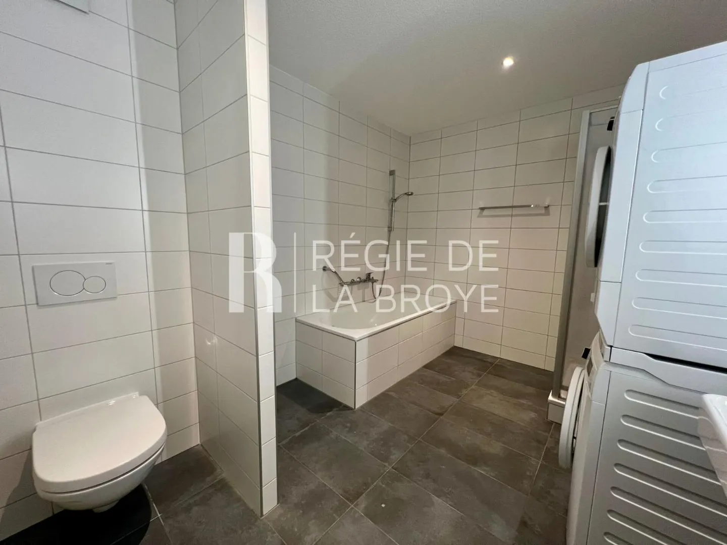 Appartamento di 4.5 locali con grande balcone a Chabrey - Foto 7 di 13