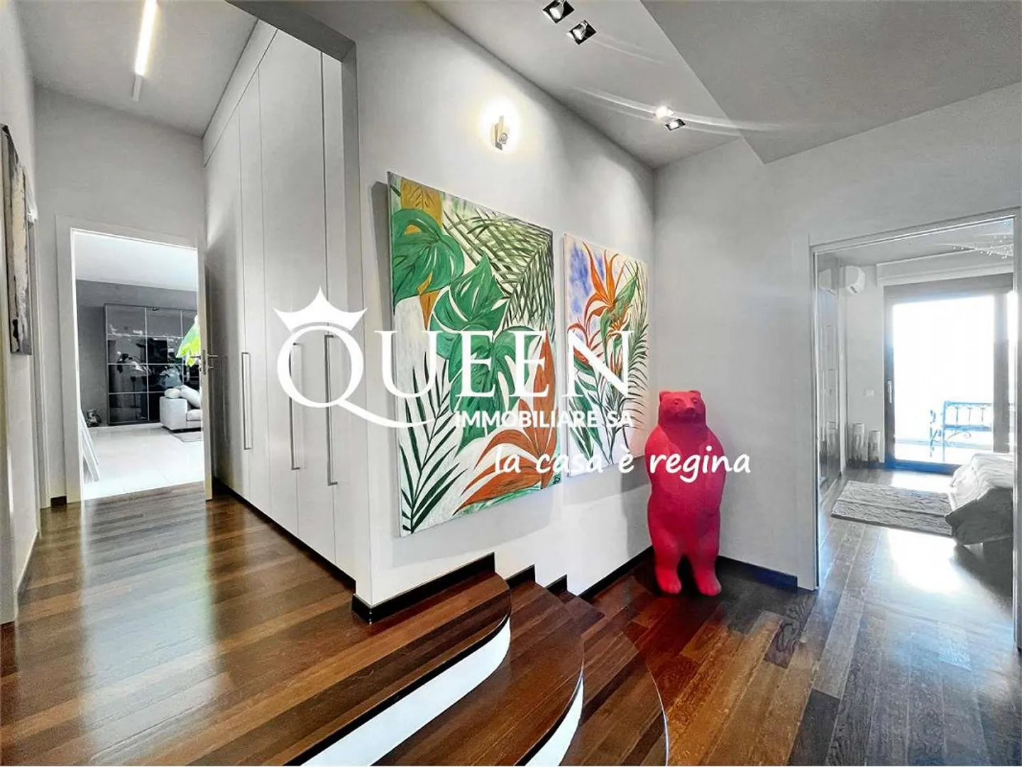 Aldesago: penthouse 5.5 rooms, 320 sqm, roof terrace, Jacuzzi, lake view - Photo 9 of 13