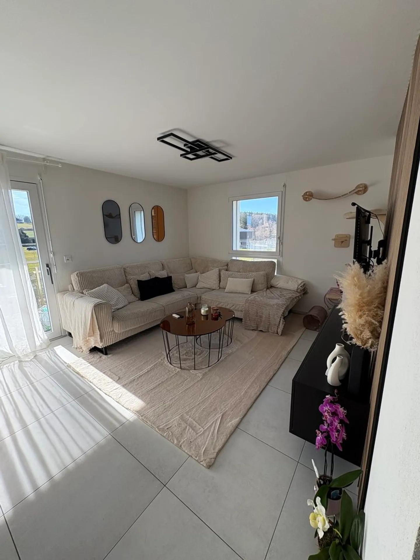 Apartment for rent - Photo 1 of 5