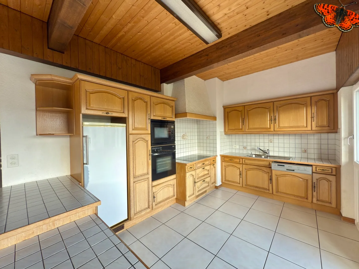 PROPRIETÀ UNICA - 5 STANZE A CHÂTEL-ST-DENIS! - Foto 15 di 27