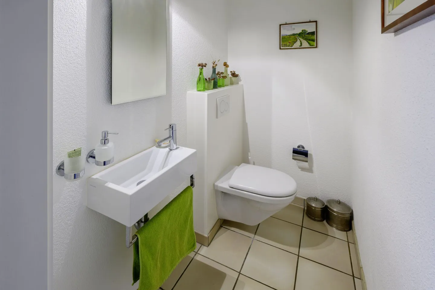 Single-family house with garden in a family-friendly and quiet location - Photo 5 of 17