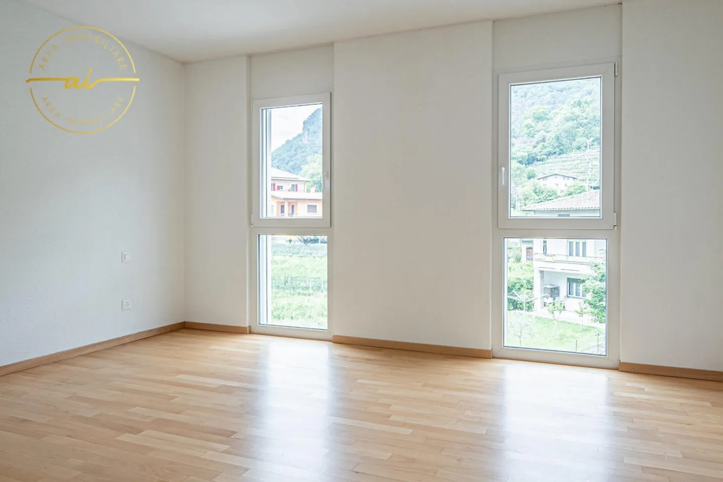 HELLER WOHNUNG 4.5 ZIMMER IN CASTEL SAN PIETRO - Foto 6 von 13