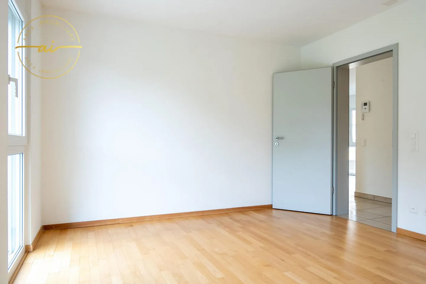 HELLER WOHNUNG 4.5 ZIMMER IN CASTEL SAN PIETRO - Foto 8 von 13