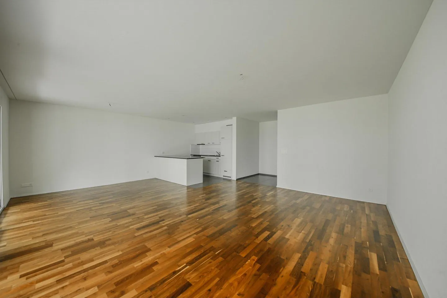 Attraktive Single-Wohnung mit Gartensitzplatz! - Foto 1 von 6