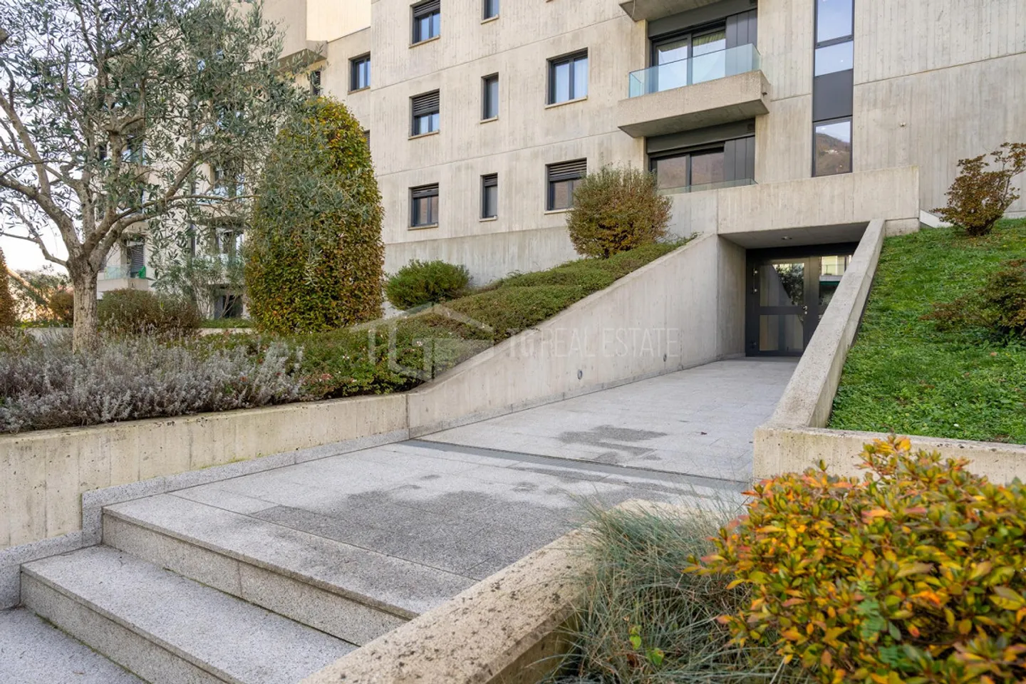 Appartement moderne de 3.5 pièces - Photo 3 sur 11