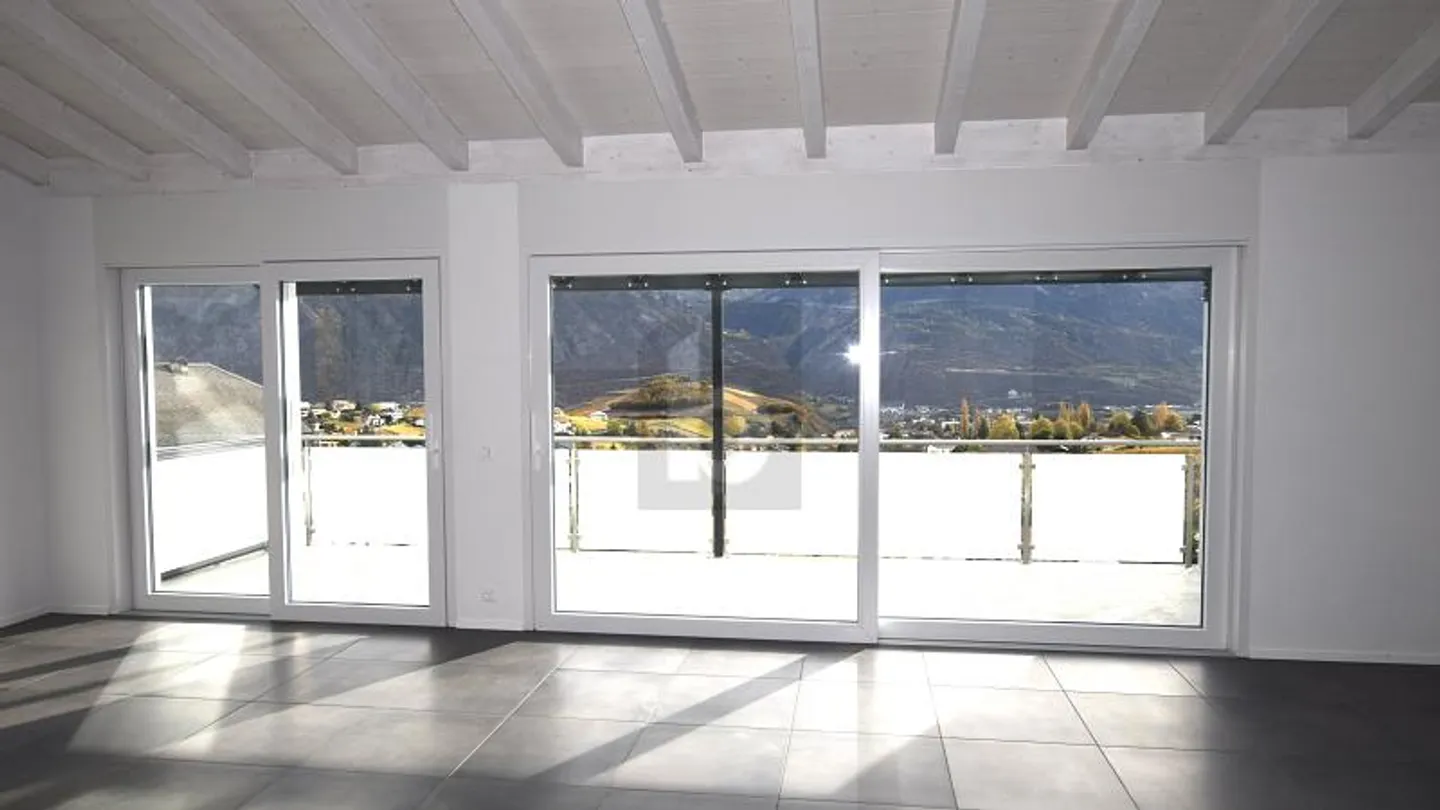 SONNENVERWÖHNT MIT CHARME UND AUSSICHT - Foto 2 von 5
