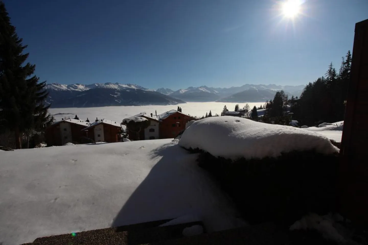 Appartement en location hebdomadaire dans la zone piétonne de la place du village - Photo 11 sur 13