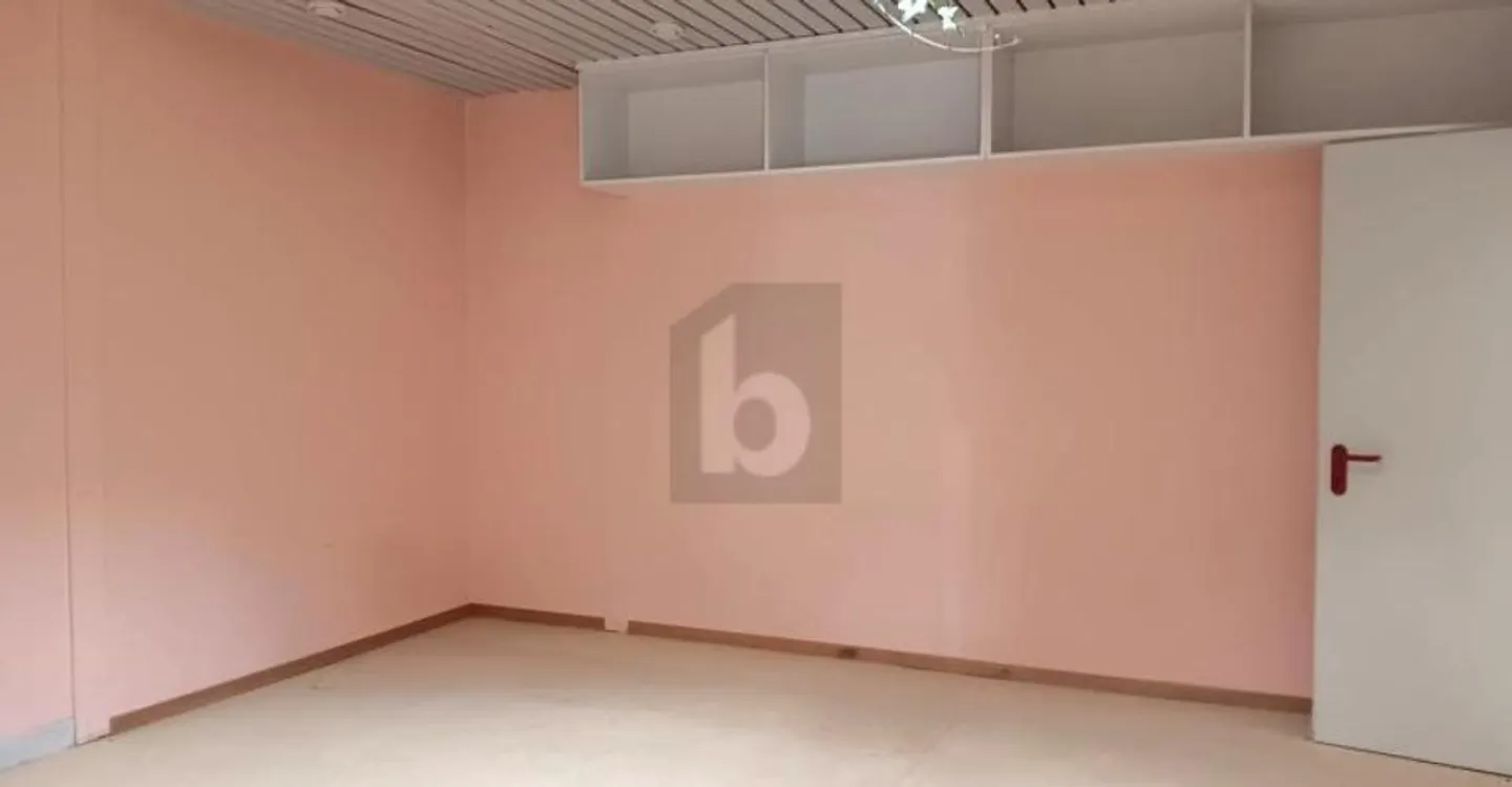 FUNKTIONSFÄHIGE RÄUME, STRATEGISCHE LAGE - Foto 5 von 5