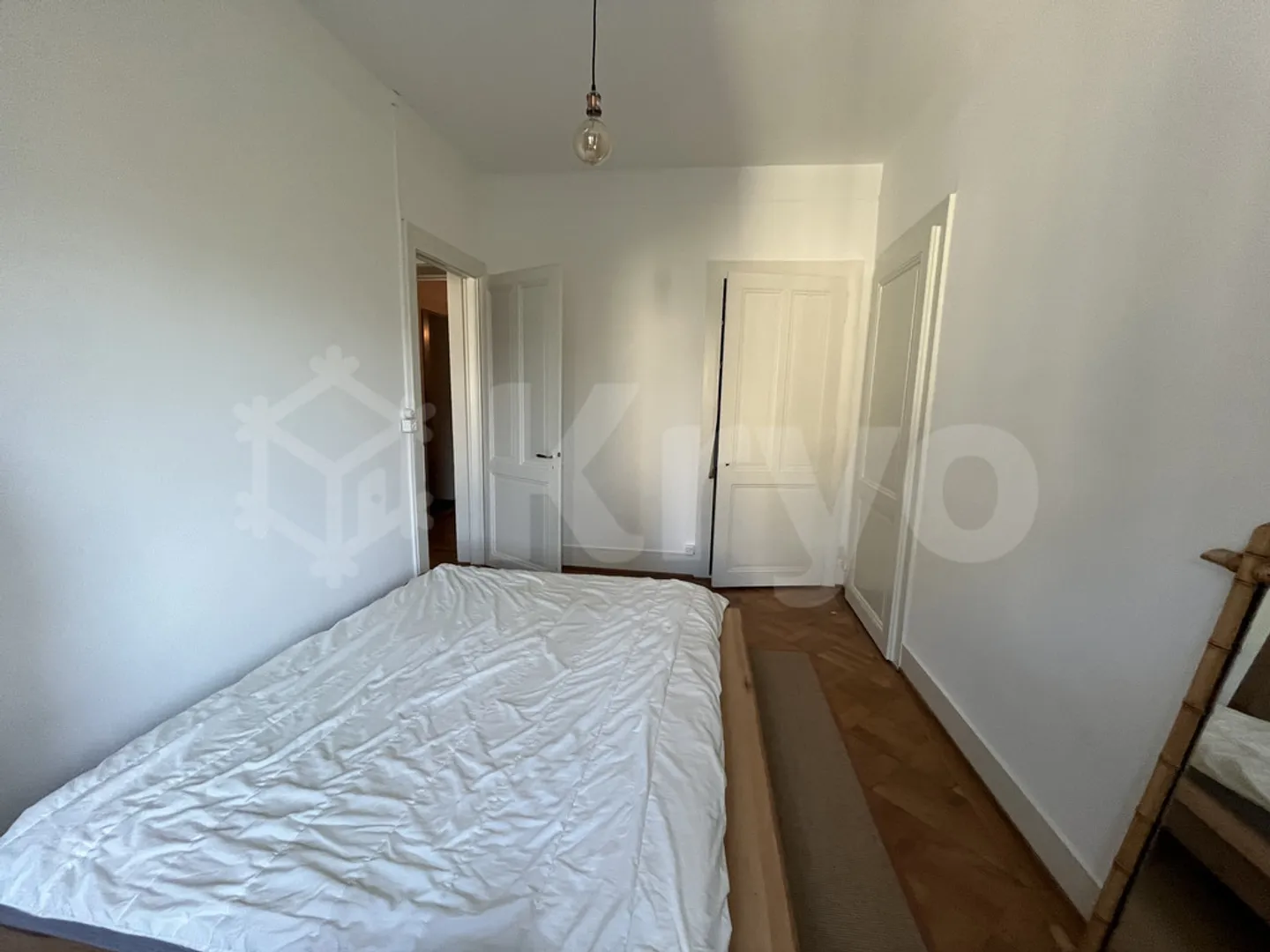 Charmant Appartement 2 Pièces - Photo 2 sur 9