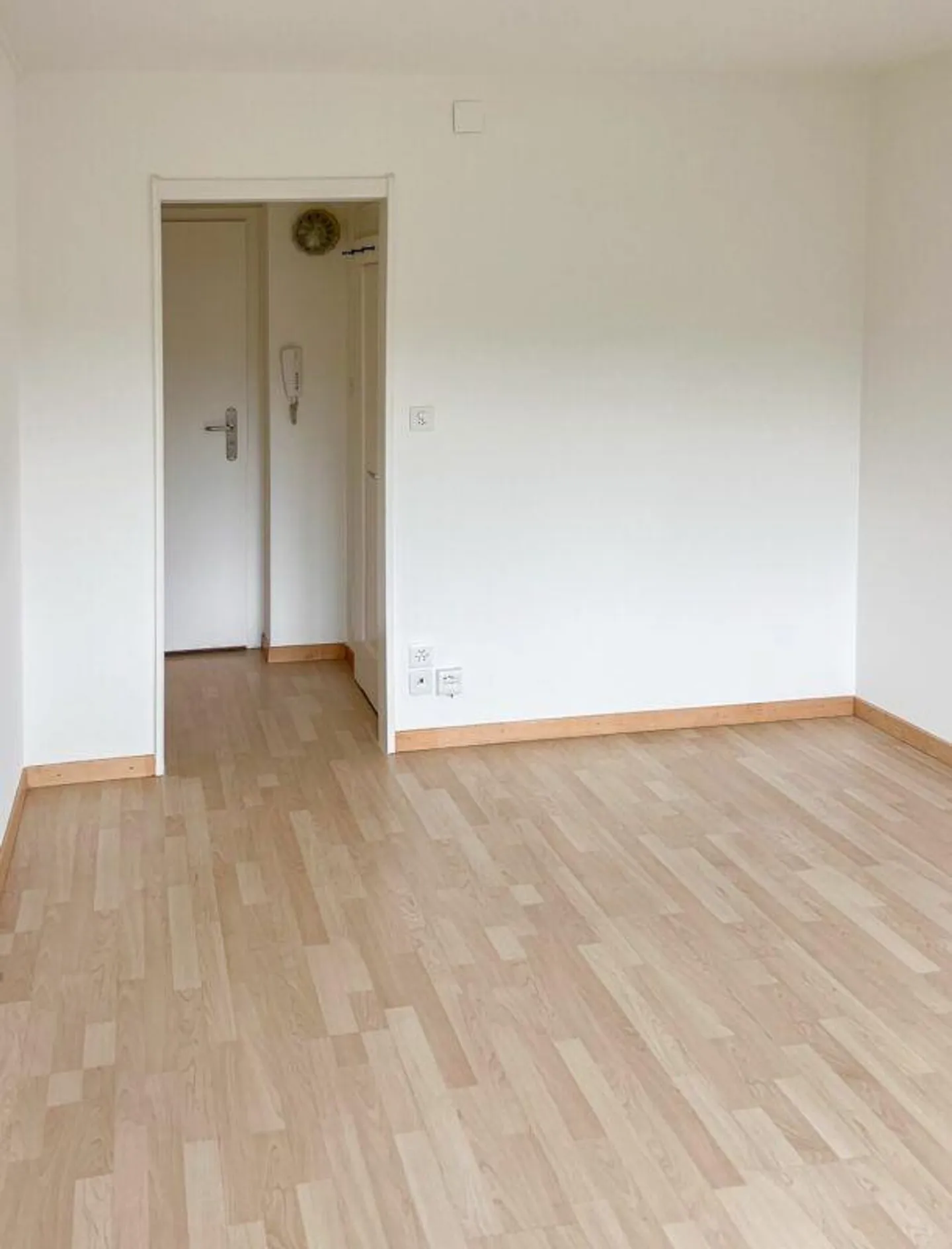 Une pièce avec de nombreuses possibilités - Photo 2 sur 4