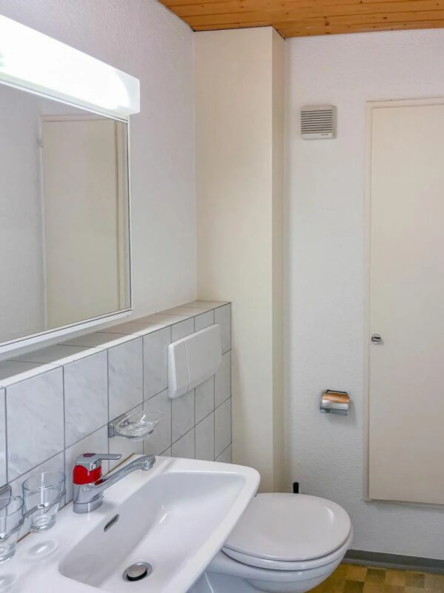 Une pièce avec de nombreuses possibilités - Photo 3 sur 4