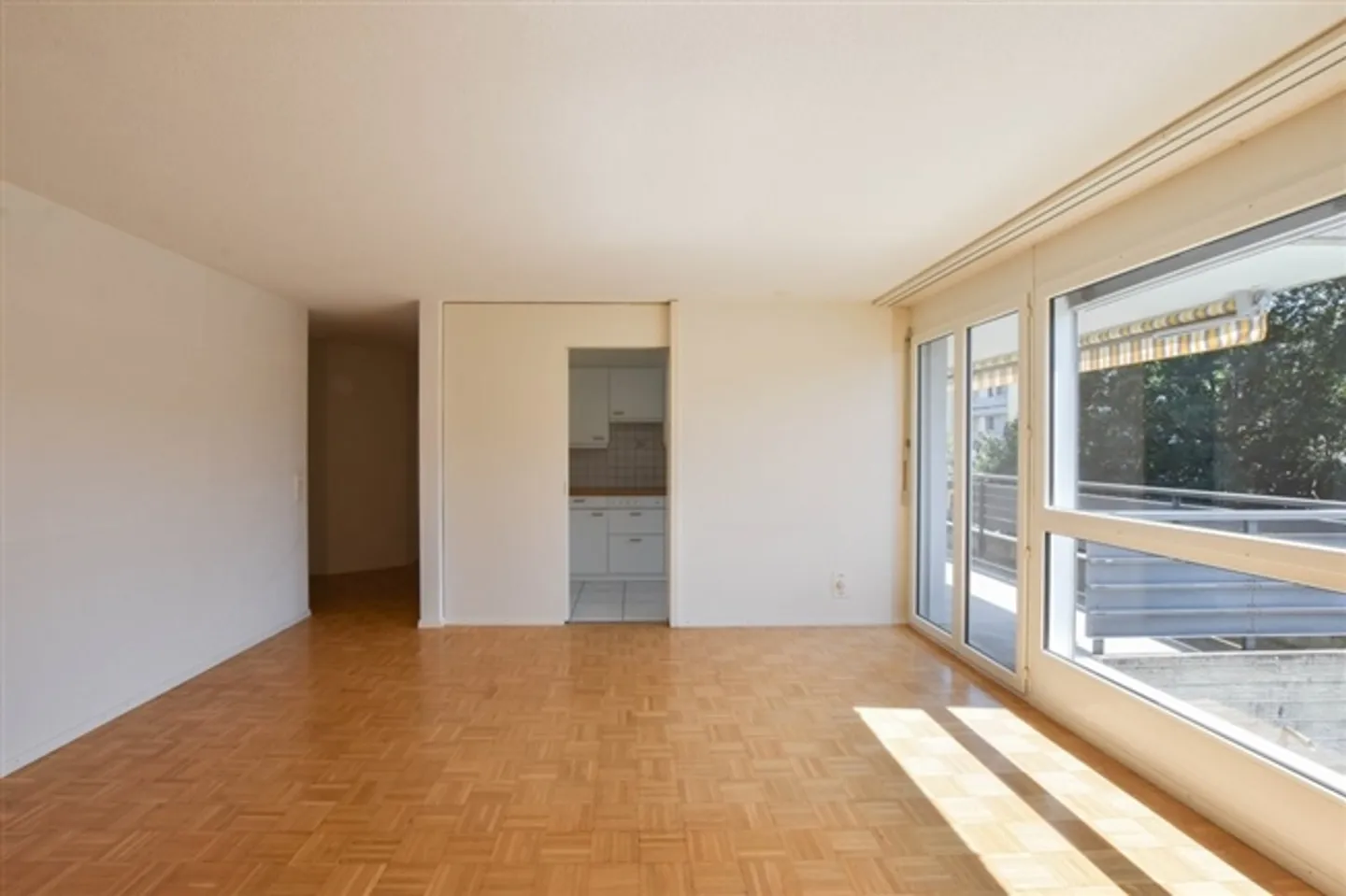 Appartement 3.5 pièces avec buanderie privée - Photo 2 sur 12