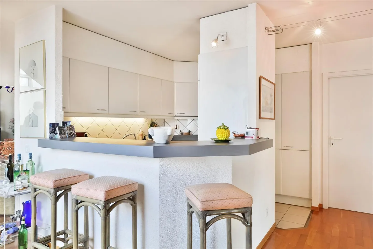Apartment for rent - Photo 6 of 15