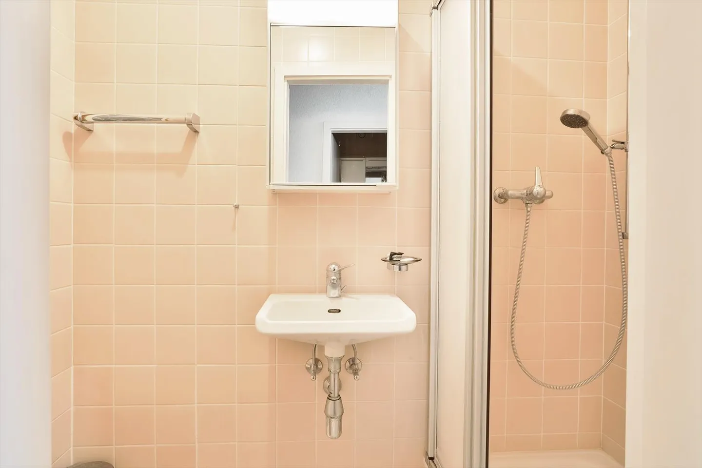 Apartment for rent - Photo 10 of 15