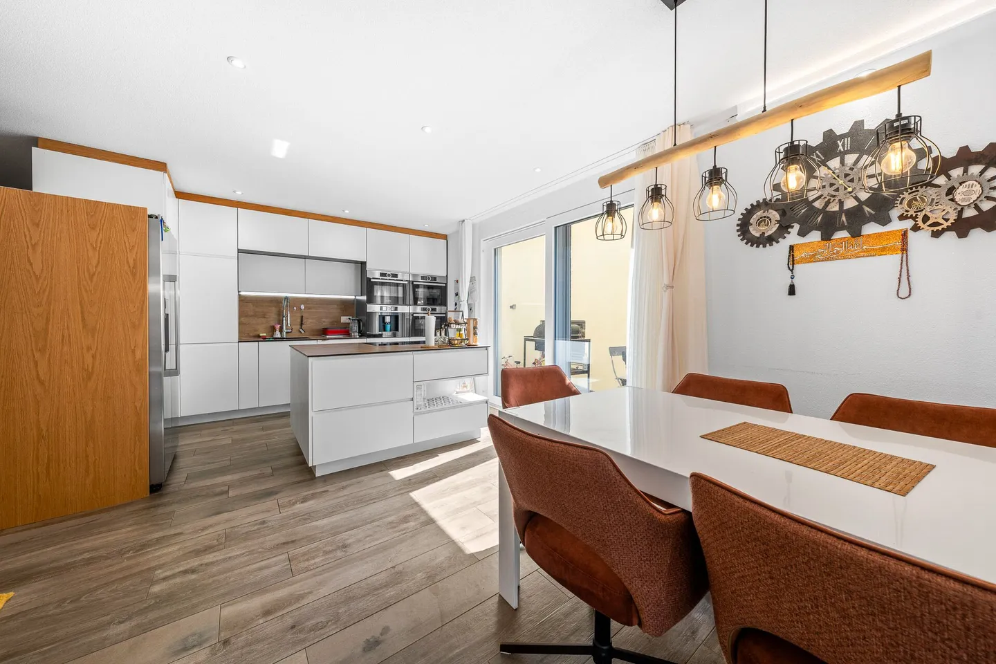 Maison double familiale de 6,5 pièces avec appartement séparé de 3,5 pièces dans les combles - Photo 8 sur 27
