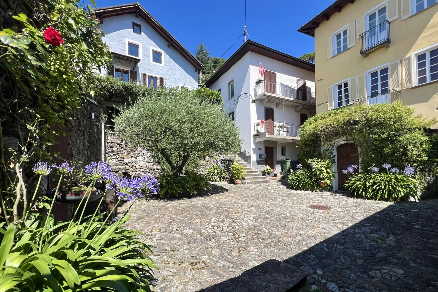 Charmante Maison de Village dans un Bel Emplacement Calme Casa Blu - "Le Bijou Inachevé" - Photo 1 sur 42