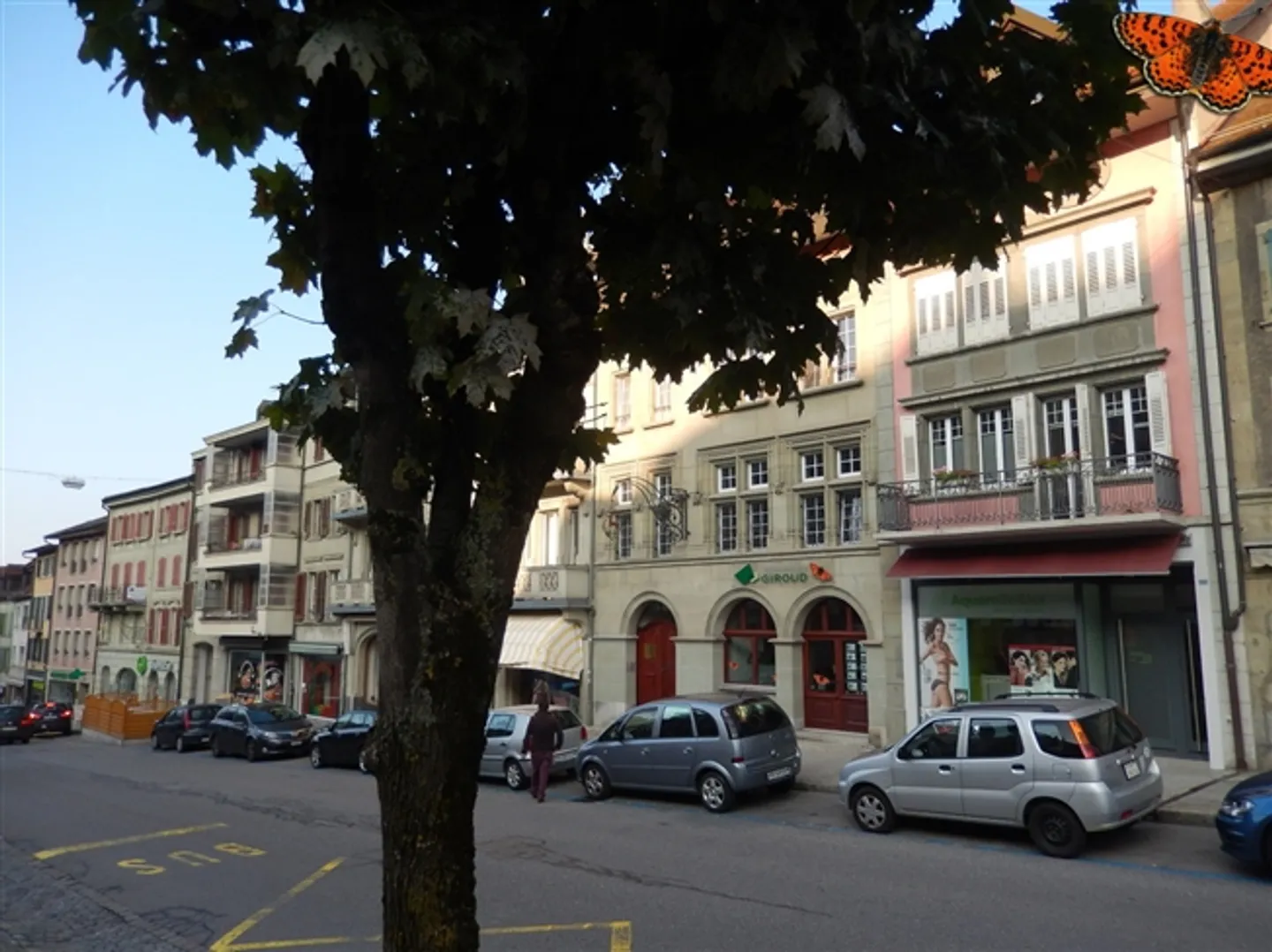 DUPLEX 2 1/2 STANZE CHARMANTE – Il fascino di vivere nel cuore della città! - Foto 1 di 9