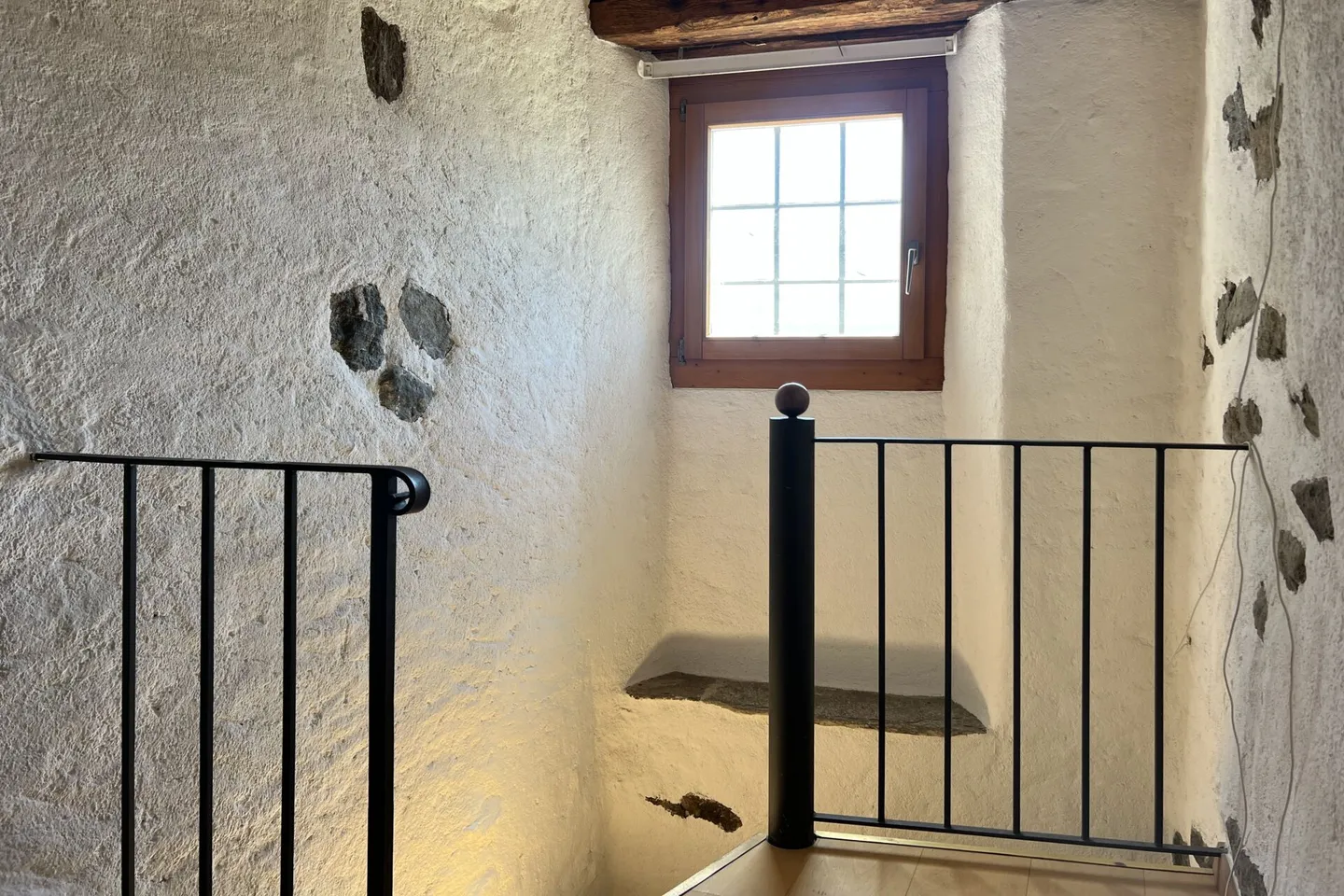 Charmante Maison de Village dans un Bel Emplacement Calme Casa Blu - "Le Bijou Inachevé" - Photo 23 sur 42