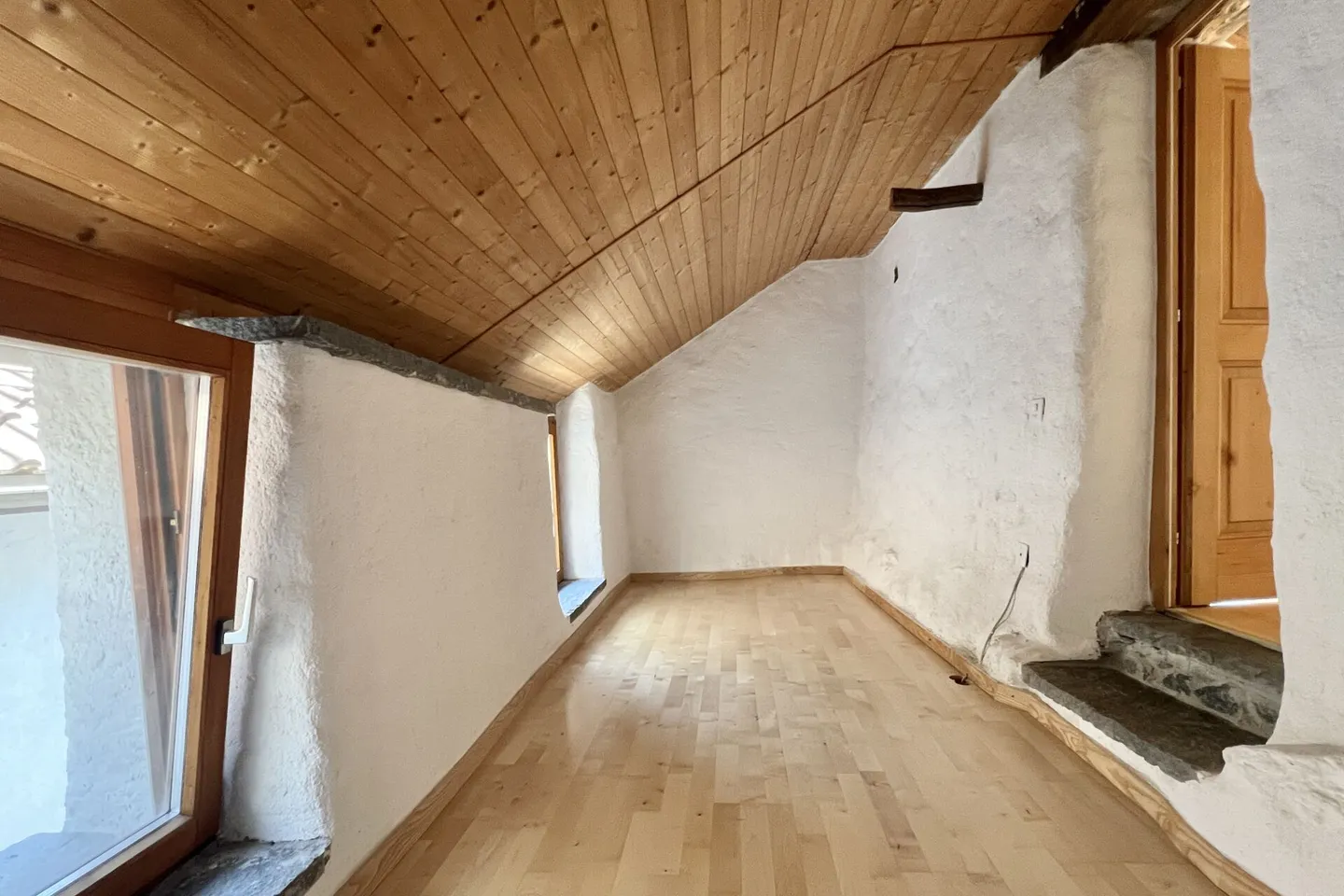Charmante Maison de Village dans un Bel Emplacement Calme Casa Blu - "Le Bijou Inachevé" - Photo 27 sur 42