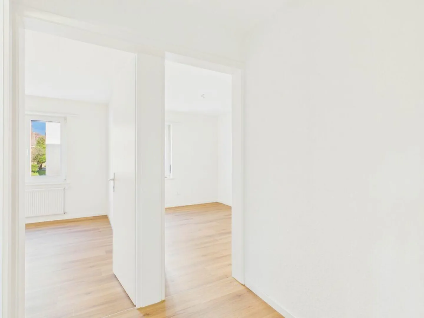 Première occupation après rénovation complète : Appartement élégant de 4,5 pièces avec top... - Photo 7 sur 12