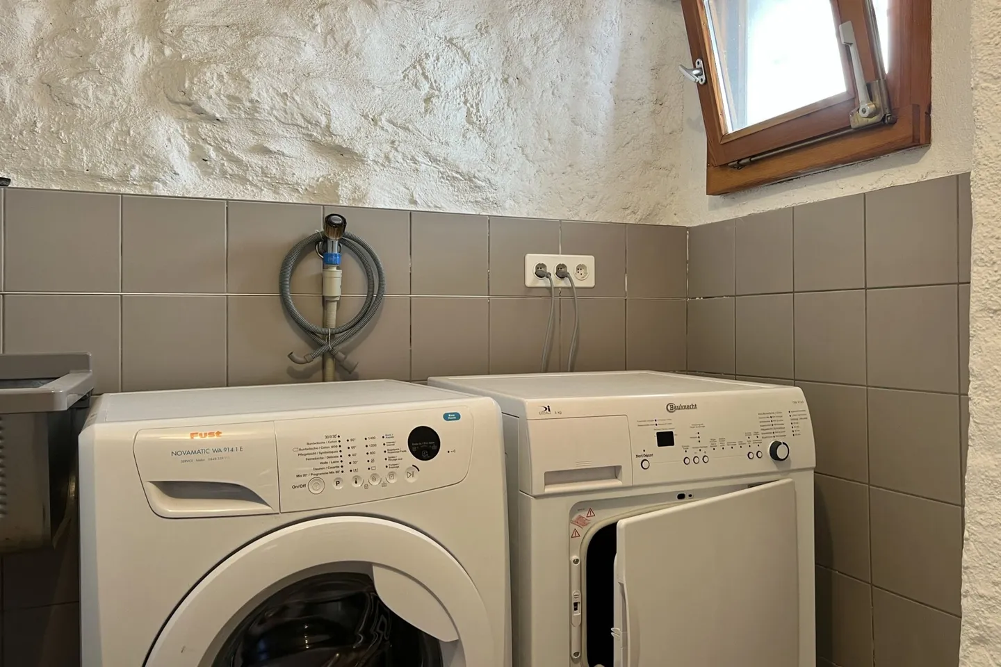 Charmante Maison de Village dans un Bel Emplacement Calme Casa Blu - "Le Bijou Inachevé" - Photo 31 sur 42