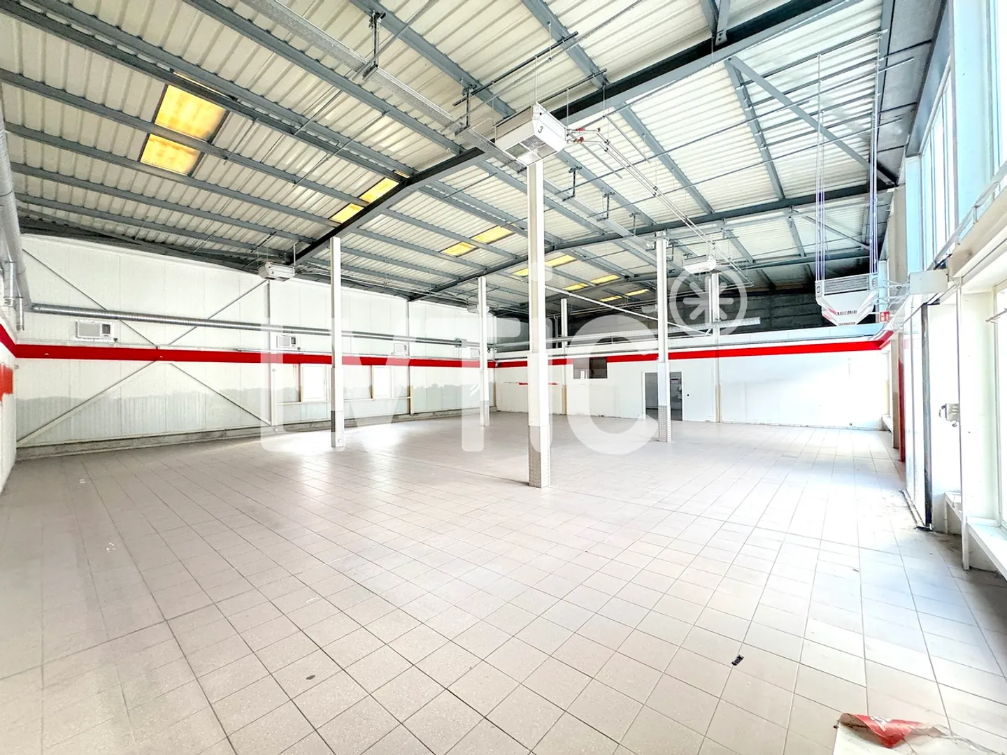 Räumlichkeiten, Geschäft, Werkstatt von 400 m2 zu verkaufen in Granges - Sierre - Foto 5 von 8