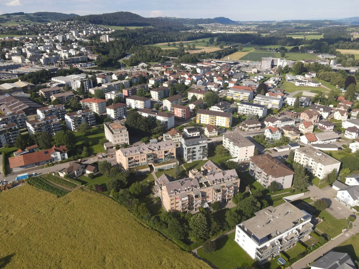 Bellissimo appartamento di 3,5 stanze vicino alla città - Foto 2 di 6