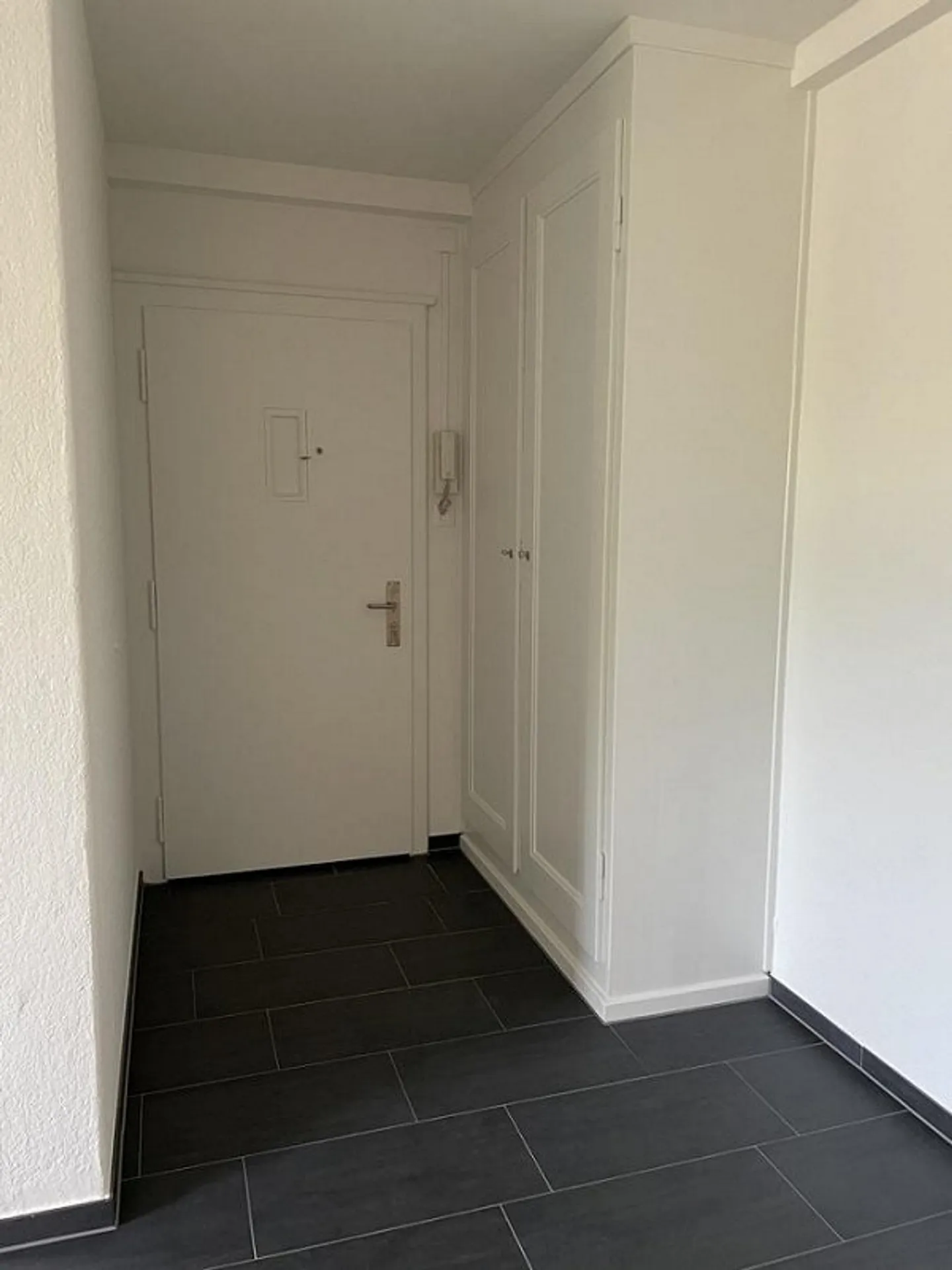 Ampio appartamento di 2,5 stanze in affitto a Wankdorf - Foto 5 di 8