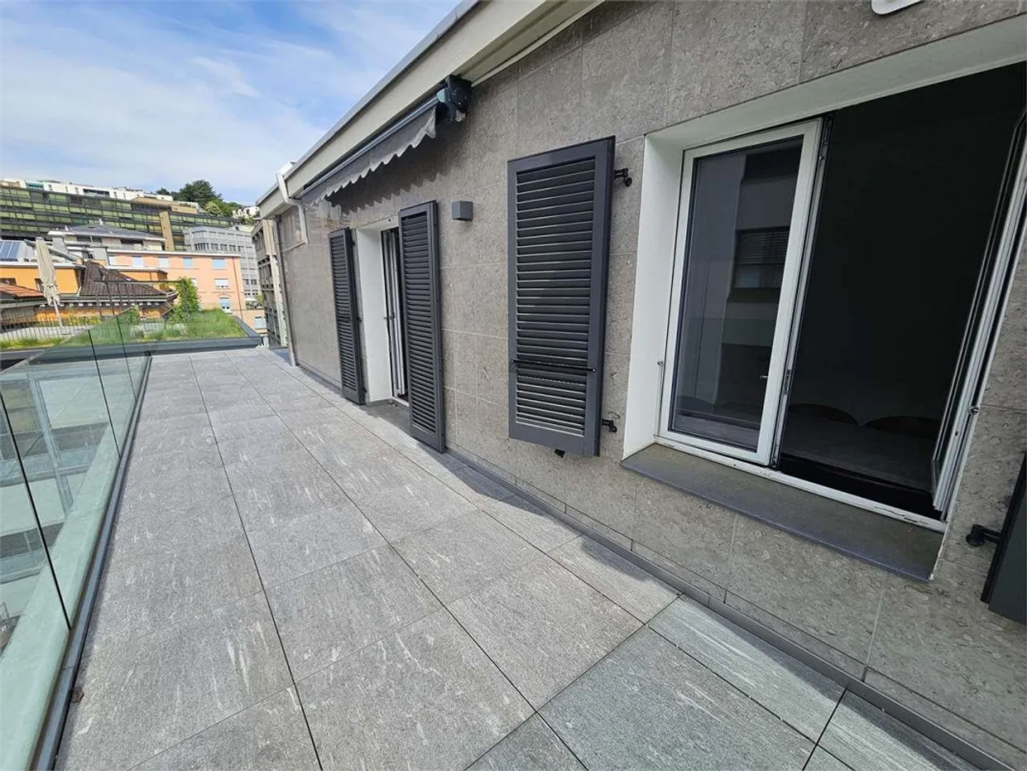 Lugano centre, location de bureau de 2,5 pièces - Photo 3 sur 9
