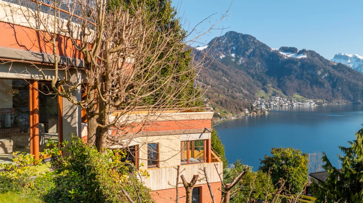 TEMPORAIRE : Villa d'architecte avec vue imprenable sur le lac et les montagnes - Photo 5 sur 7