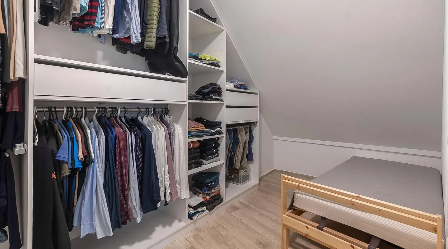 Living like in your own house - bright, spacious and private - Photo 13 of 15