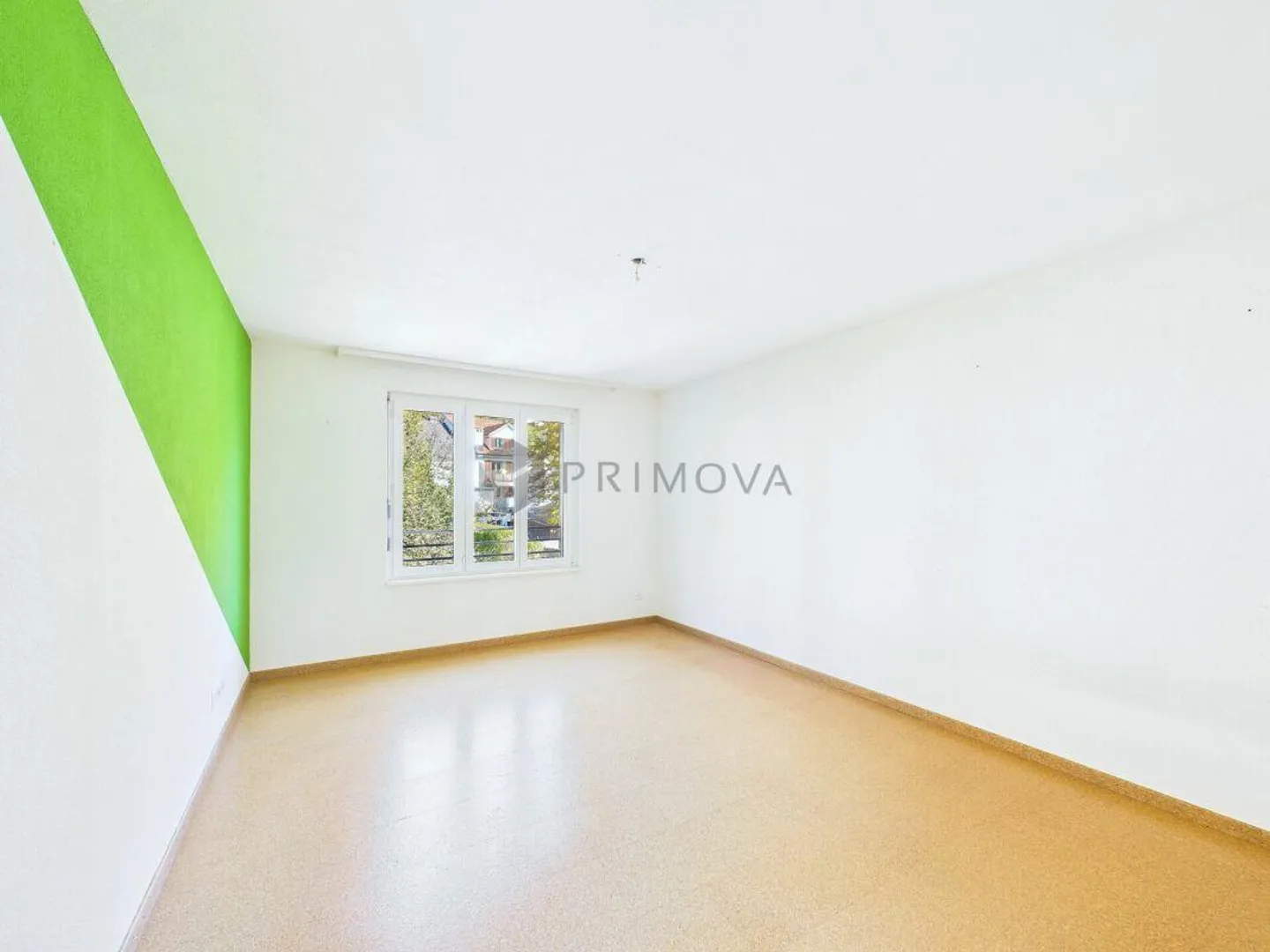 Maison jumelée unique prête pour son prochain propriétaire - Photo 10 sur 17
