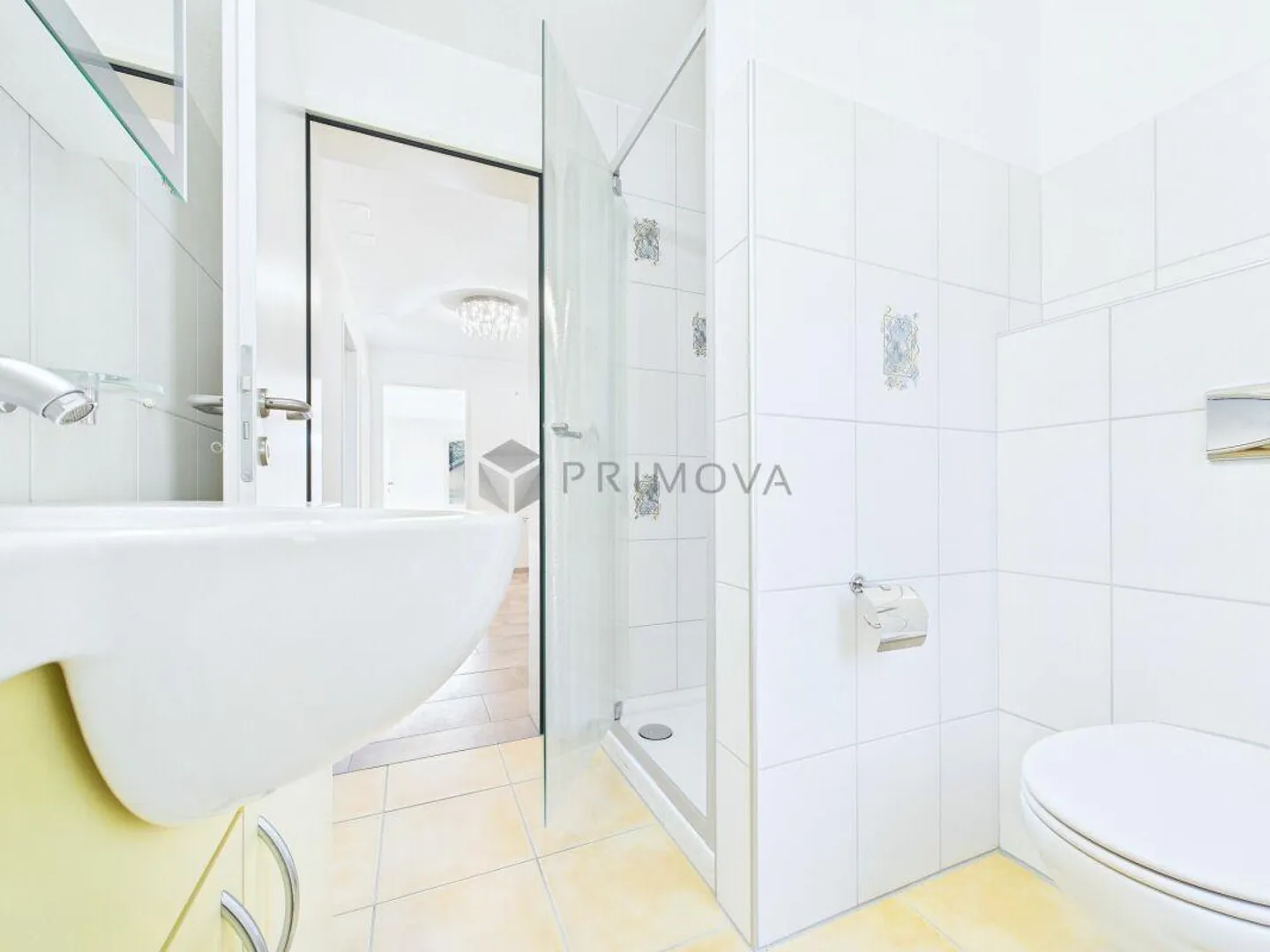 Maison jumelée unique prête pour son prochain propriétaire - Photo 12 sur 17
