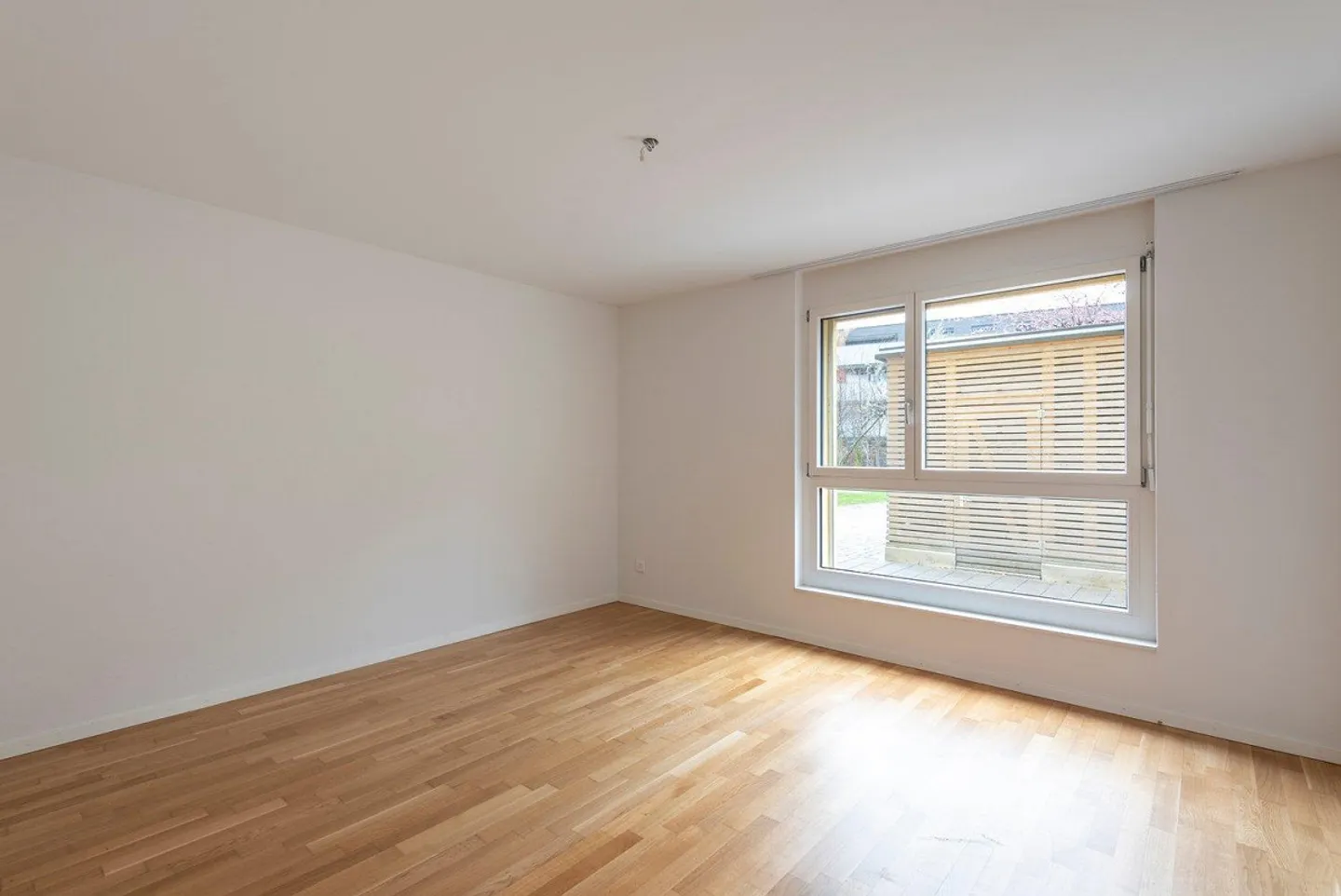 Appartement familial spacieux au rez-de-chaussée - Photo 4 sur 11