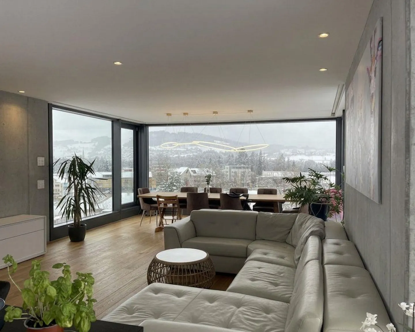 New modern 3 1/2 room penthouse apartment with stunning views and ri... - Photo 1 of 13