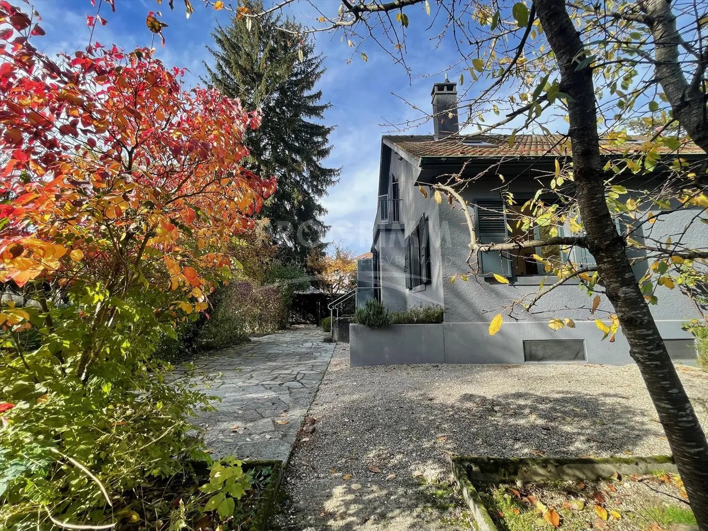 Maison familiale rénovée à Chene-Bougeries - 9.5 pièces - Photo 9 sur 9